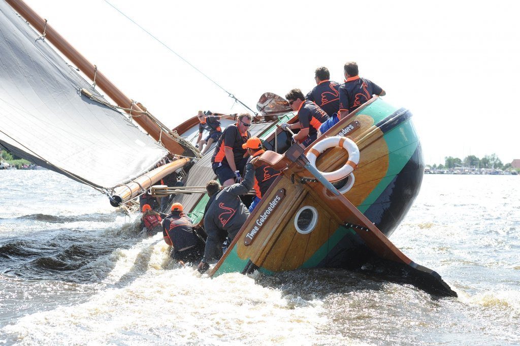 Volop actie aan boord van de Twee Gebroeders (Langweer)