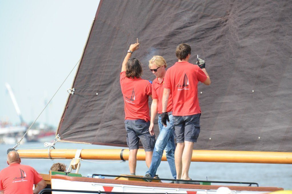 Met behulp van sigaar en sigaret werd gezocht naar de vlaagjes wind