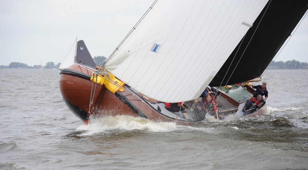 Grou aan de leiding; op weg naar de derde plaats op het eindpodium