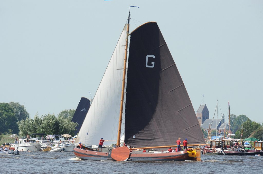 Grou zeilde op eigen water in de middenmoot