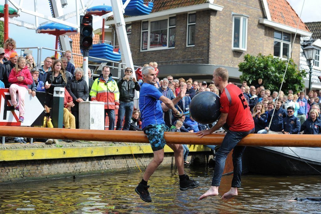 De titanenstrijd tussen Klaas Gert Wolthuis (links) en Jurjen Veldboom (rechts)