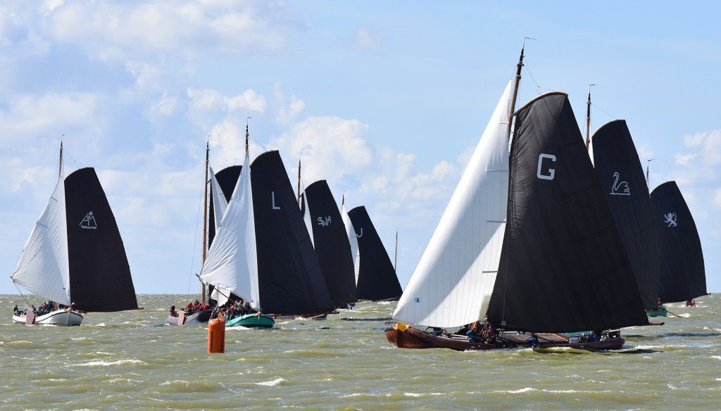 Grou aan de leiding