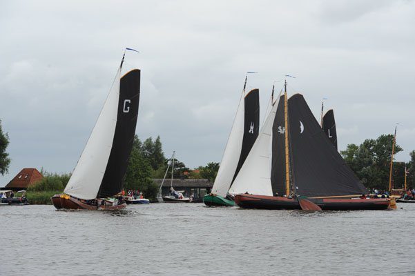 Grou had een geweldige start en versloeg in de eerste slag d'Halve Maen