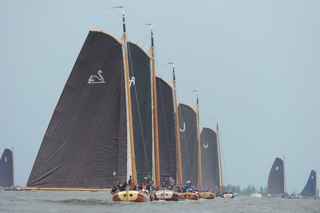 Skûtsjes voor de wind