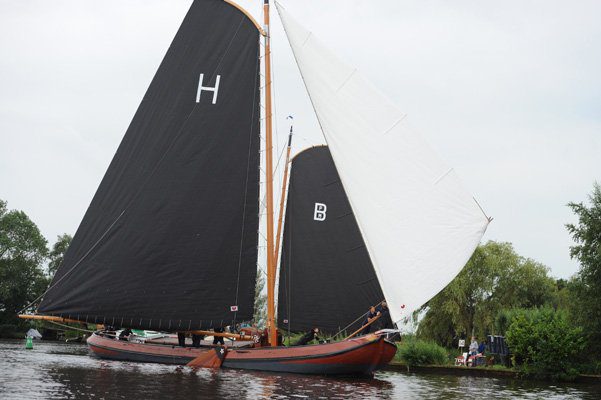 Heerenveen op weg naar de finish; Bolsward vlak daarachter