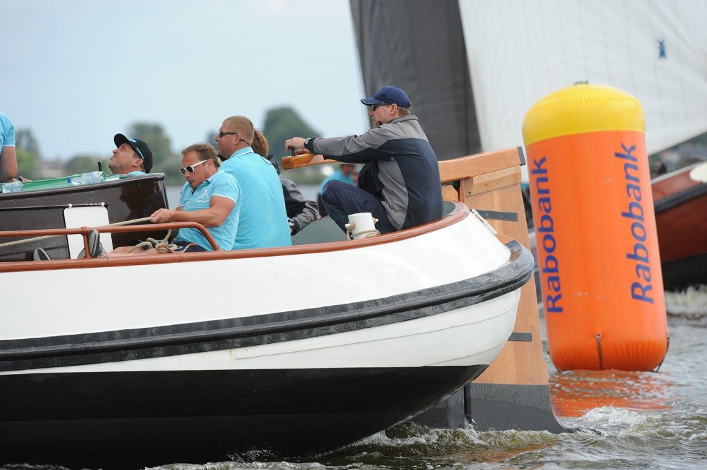 Pieter Ezn. Meeter (Akkrum) nog als eerste om de bovenste ton 