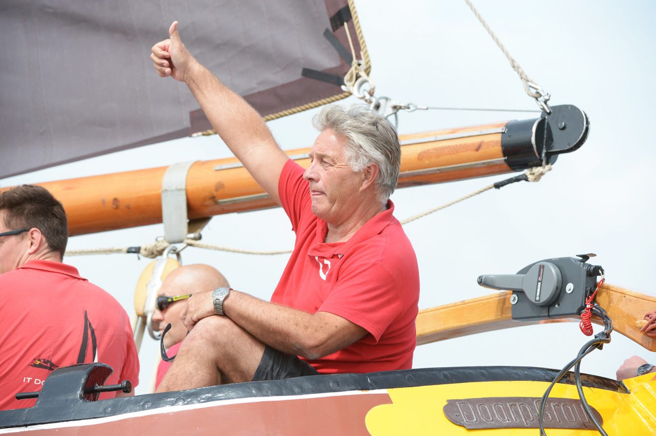 Schipper Douwe Azn. Visser (Grou) tevreden met de tweede plek