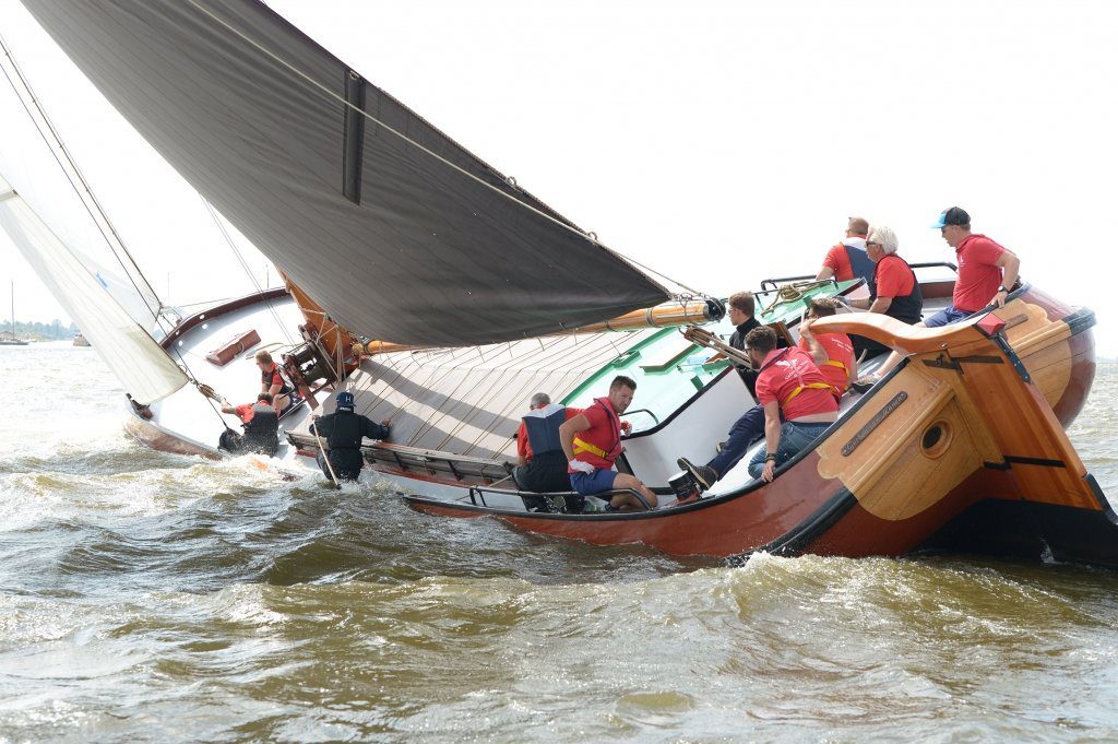 Heerenveen oppermachtig op de Hegemer Mar