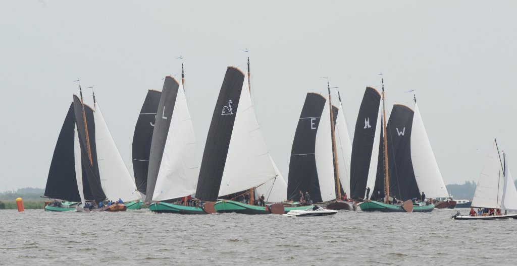 Langweer en Lemmer nog voor in het wedstrijdveld