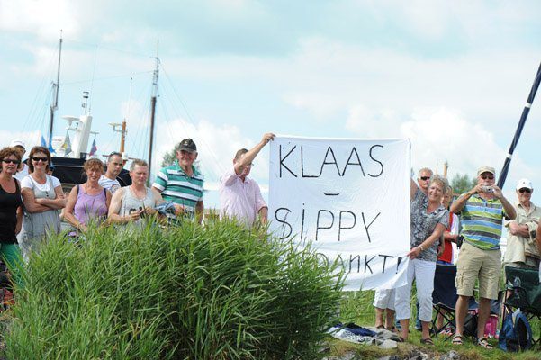 Een spandoek voor Klaas & Sippy