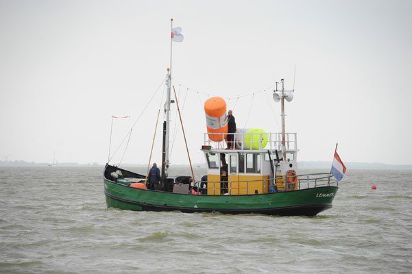 Startschip Zevenwolden heeft de boeien weer opgepikt