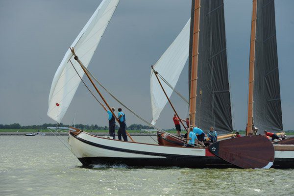 Bolsward en Heerenveen in de achterhoede in het voordewindse rak