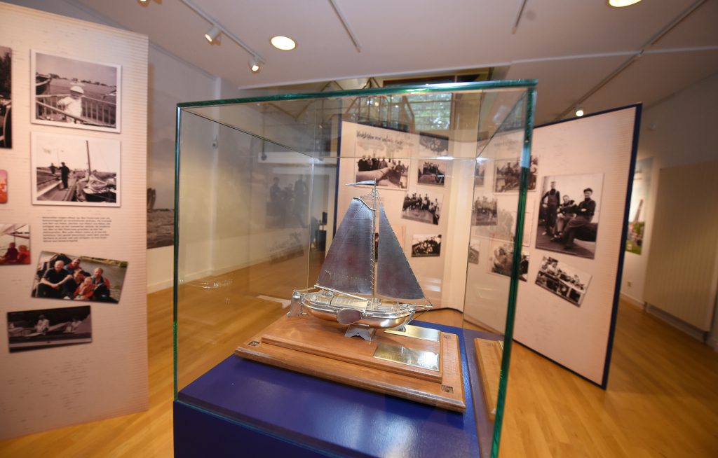 Het Sulveren Skûtsje is ook onderdeel van de expositie